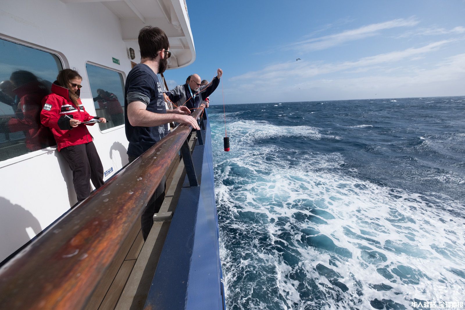 170780_People_Citizen_Science_Drake_Passage.jpg